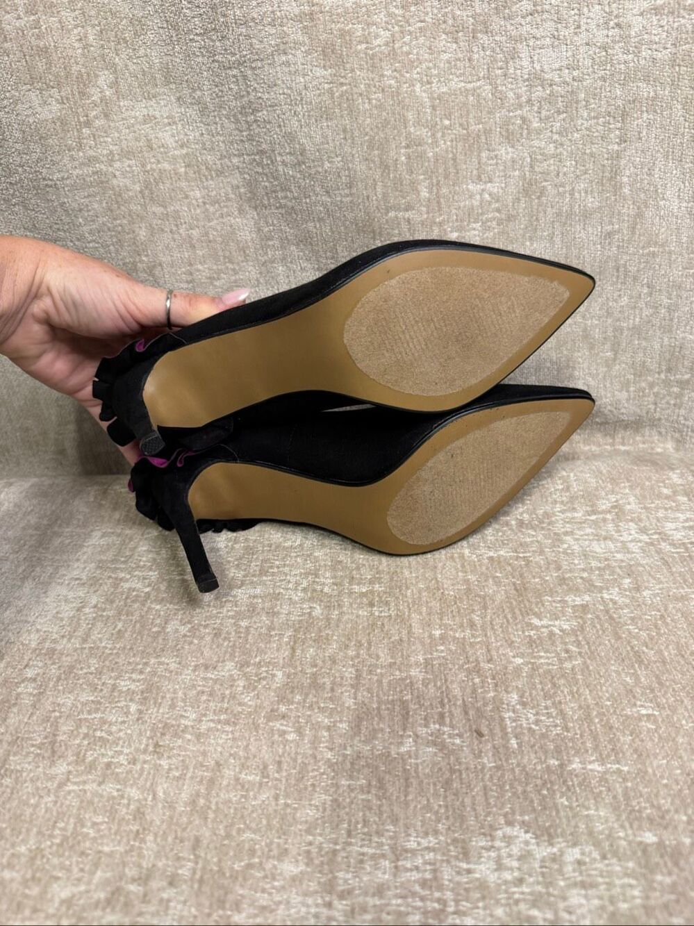 Betsey Johnson Black Pumps with Pink Ruffle Heel Accent - Picture 10 of 10